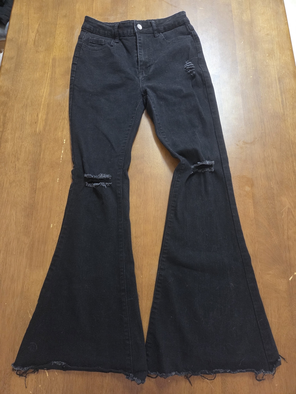 Shein Women's Black Flared Jeans - Classic High-Rise Flare 4